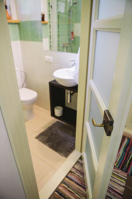 Studio Apartment In Private House ريغا الغرفة الصورة